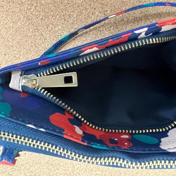 SafeKeeper Floral Crossbody Organizer Wallet Bag - Picture 3 of 5